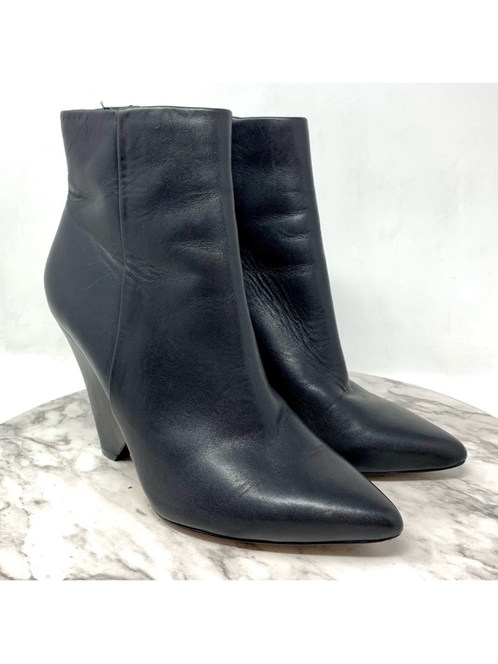 Aldo Avant Garde Black Leather Boots 7.5 Edgy Minimalist Quiet Luxury Modern